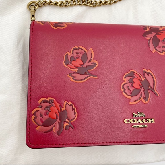 Coach Callie Foldover Chain Clutch With Floral Print Leather Red Apple - Picture 2 of 16